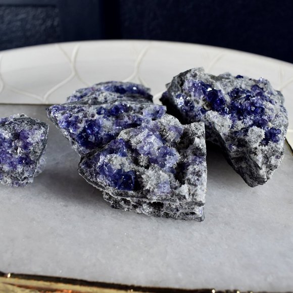 Extra Large Raw Tanzanite Stone - Picture 1 of 8